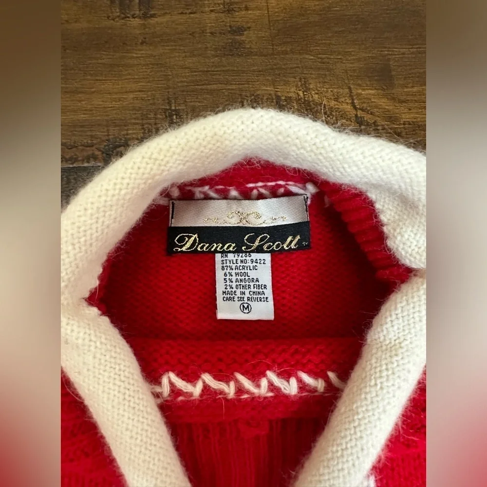 Vintage Dana Scott Mock‎ Neck Sweater Red embroidered Wool, Angora Size Medium - Picture 4 of 7